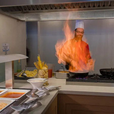 ホテル Nefeli レティムノ