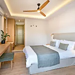 Nefeli 4*