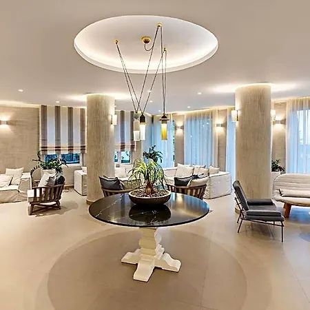 Nefeli Hotel 4*