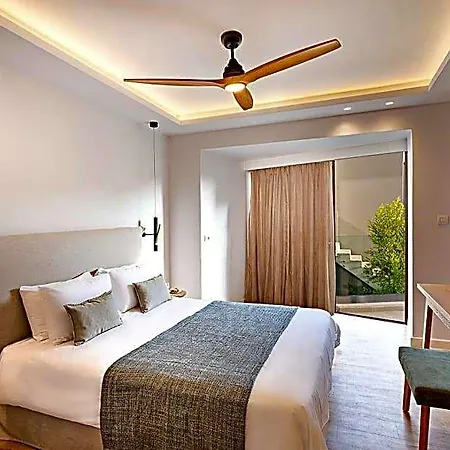 Hotel Nefeli 4*