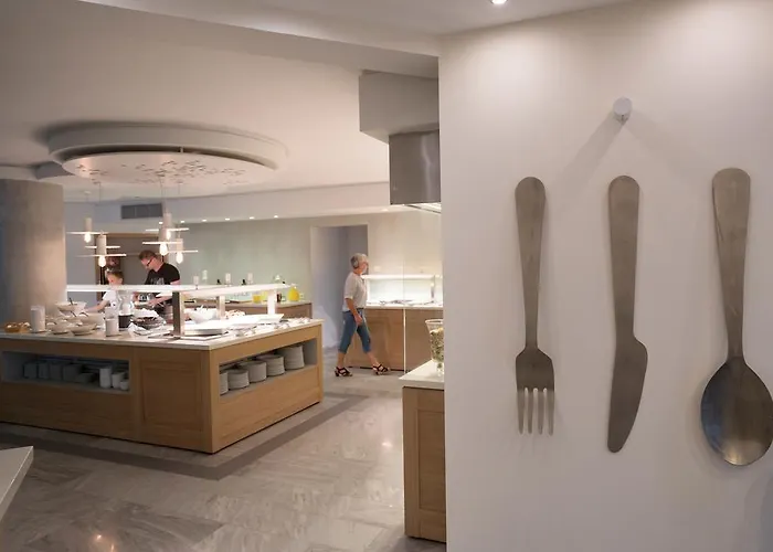 Hotel Nefeli Retimno