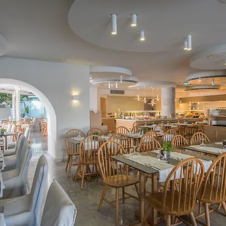 Nefeli Hotel 4*